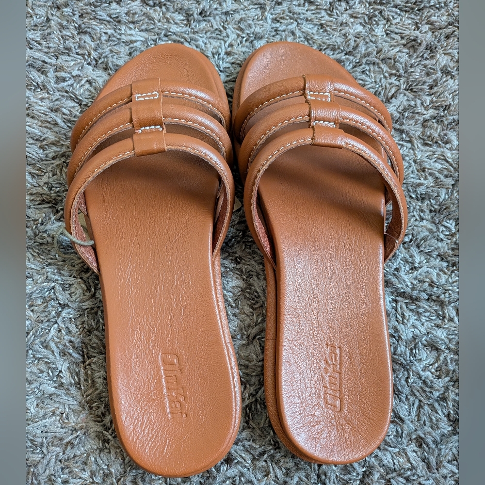 NWT OluKai Fox Brown Tiare Rubber Slide Women's 9 - Picture 3 of 5